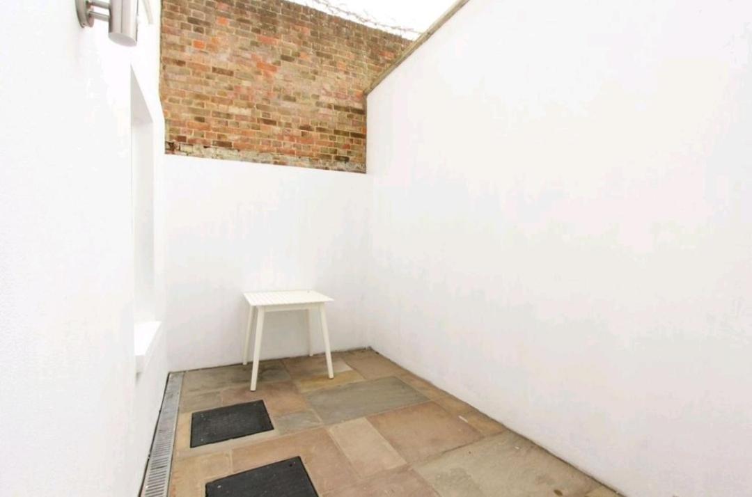 Heart Of Margate Apartment Exterior photo